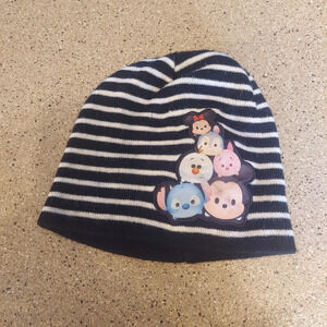 🌺 Disney tsum tsum black/white stripe hat.